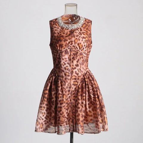 High Quality Paris Fashion Designer Senior Sense Leopard Print Skirt 2024 Summer New Round Neck Set Diamond Waist Dress Women